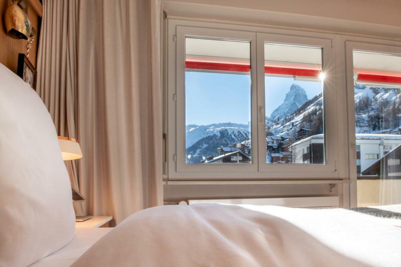 Schweizerhof Zermatt - A Small Luxury Hotel Exterior foto